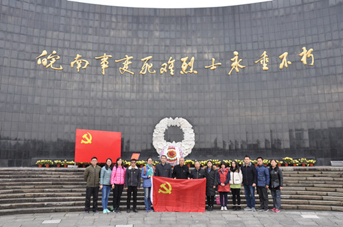 合影1.jpg